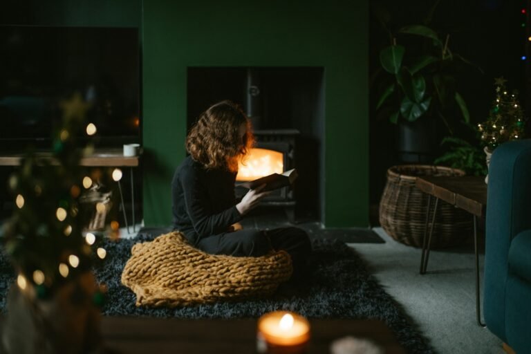 Ambiance cocooning : les astuces déco pour un salon apaisant ambiance cocooning